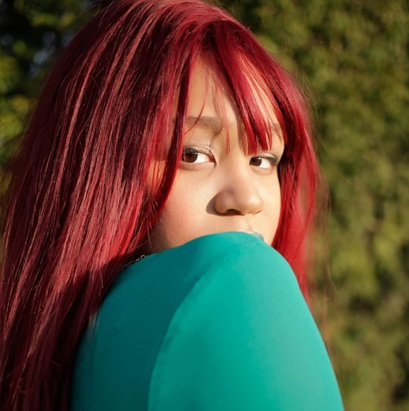 Meet your Posher, LadyPerez - Picture 4 of 5